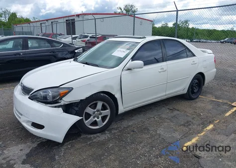 2002 Toyota Camry Se V6 z USA, uszkodzony, nr VIN 4T1BF30K72U500934